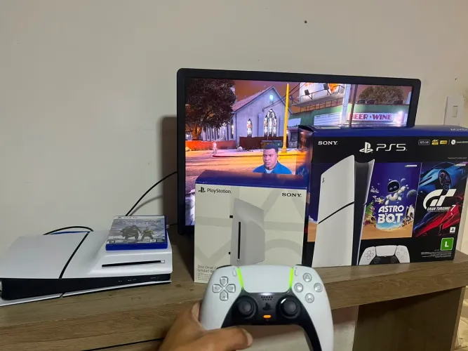 Playstation 5 Slim 825GB Branco