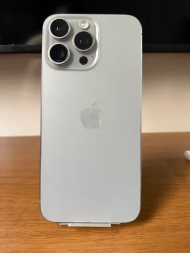 iPhone 15 Pro Max 256GB - Titânio Natural