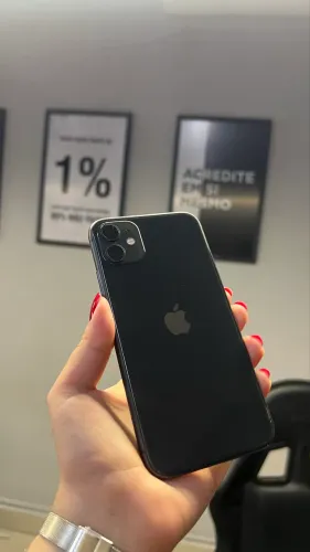 iPhone 11 128GB sem detalhes 