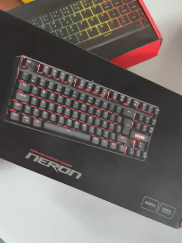 TECLADO NERON PCYES PRETO