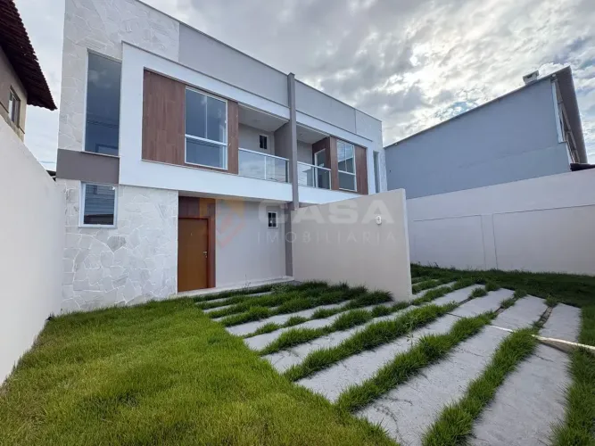 Casa duplex 3 quartos com suíte a 4 minutos da praia 620 mil