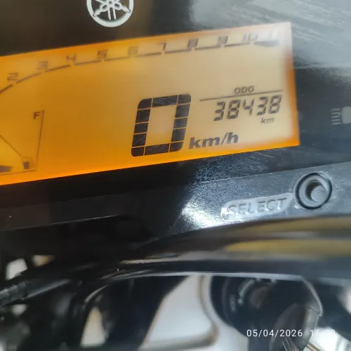 Motorista super conservada 