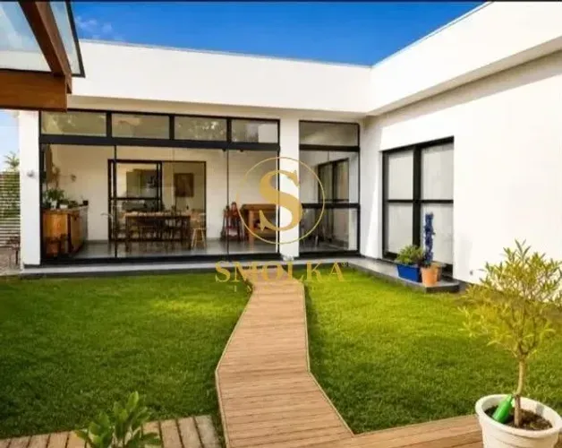 Casa em Condomínio para venda com 3 dormitórios no Campeche - Florianópolis - SC