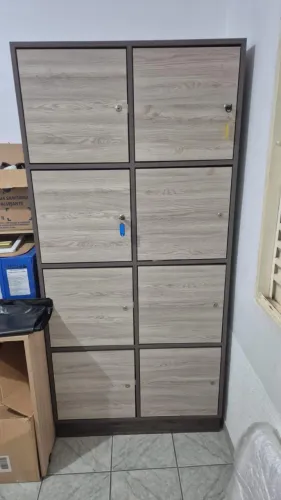  Armário Escaninho 8 Portas com Chave - Guarda-Volumes para Escritório