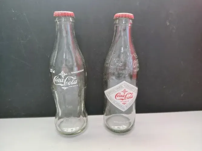 Coleção itens Coca Cola Garrafas vidro e alumínio