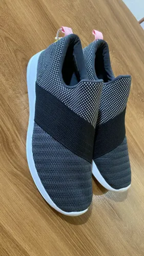 Tênis adidas