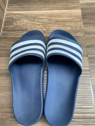 Chinelo adidas 42