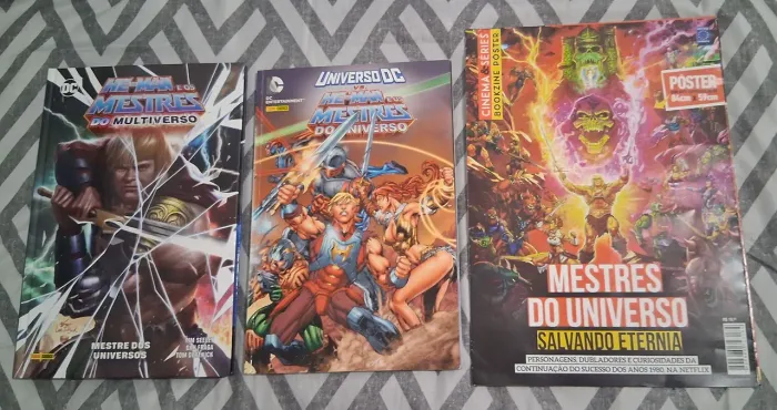 LOTE - HQ e PÔSTER Masters Of The Universe - Panini Comics