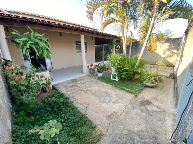 Casa 3.Quartos + Edicula em Buritizeiro - Aceita Financiamento.