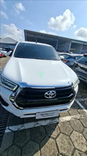 Toyota Hilux CD SR 4X4 2.8 TDI Diesel Aut. 2024