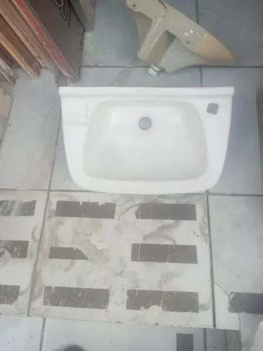 Pia de louça para banheiro. Negociável!