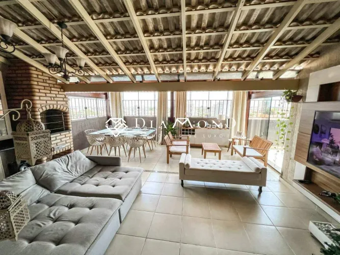 Apartamento Duplex à venda, 5 quartos, 1 suíte, 2 vagas, Brasil - Uberlândia/MG
