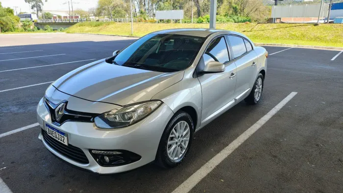 Renault Fluence Sed. Dyn. Plus 2.0 16V Flex Aut. 2016