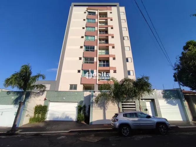 Apartamento com 2 quartos sendo 1 suíte disponível para locação no bairro Santa Mônica em