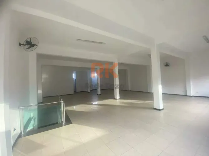 Loja Comercial/Industrial para Alugar em Belo Horizonte  Parque São Pedro (220m²)