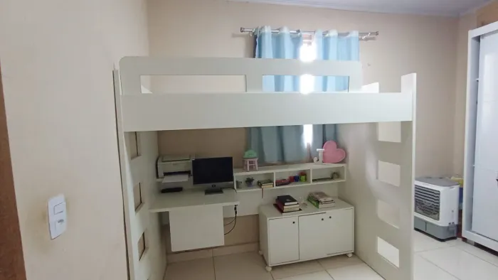 Cama Multifuncional com Escrivaninha