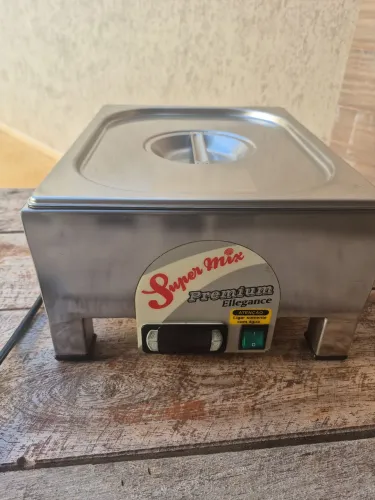 Dispenser Refrigerado para Coberturas - 5 Bombas - Spinner Shake (Super Mix)