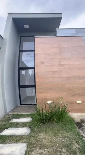 Casa de 3/4 sendo uma suíte pra Alugar no Bairro Sim