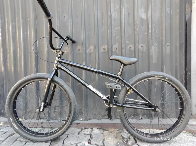 BMX SUNDAY MODEL C ARO 24