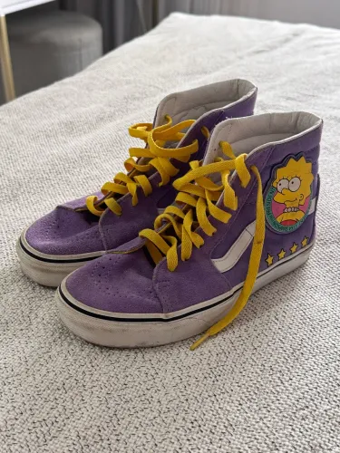 Tênis vans edição Simpsons tamanho 37