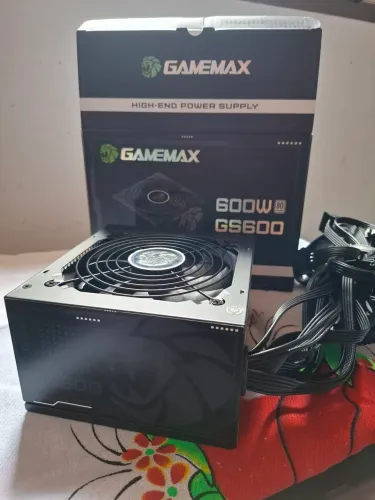 FONTE 600W PFC ATIVO 80 PLUS GAMEMAX