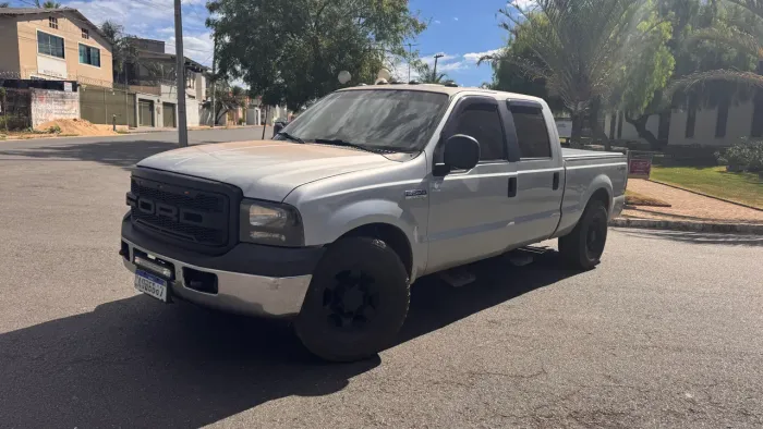 Ford F-250 XLT 4.2 180cv CD TB Diesel 2005