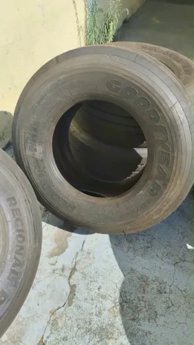 PNEUS DE CAMINHÃO EM ESTOQUE NOVOS A PRONTA ENTREGA NO PRECINHO  