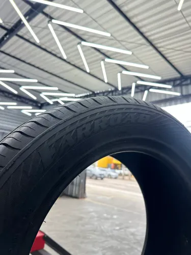 Pneu 255/55/18, Novo, Farrod