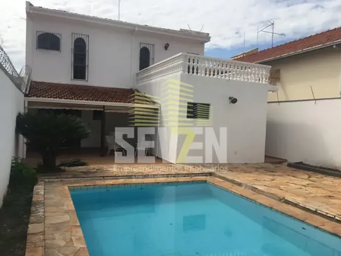 Casa com 3 Quartos à Venda ou Aluguel no Aeroporto Bauru