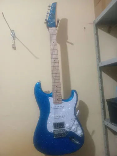 Guitarra seix novinha