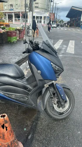 Yamaha Xmax 2021