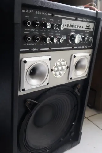 Caixa de som TRC 100W