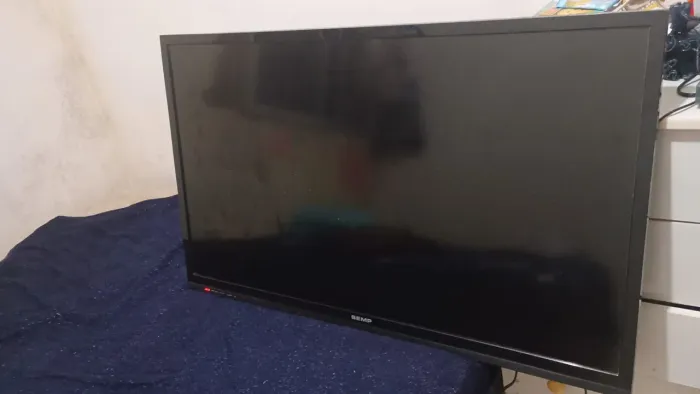 Smart tv Semp 40 polegadas.