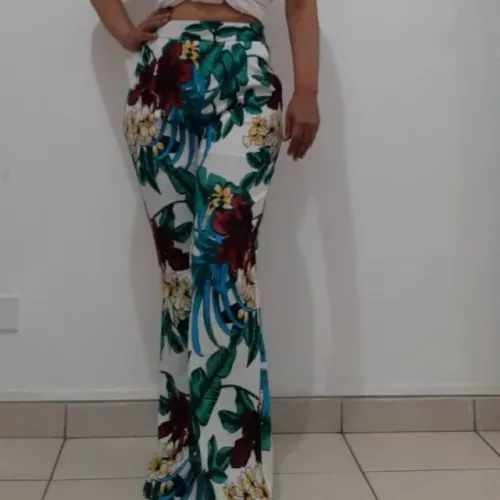calça flare viscose com elastano