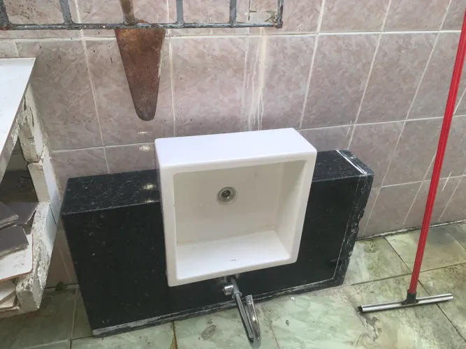 Peça de Granito com Pia