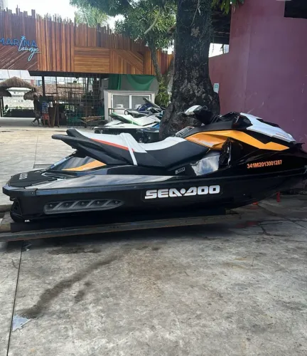 ? VENDO JET SKI SEA-DOO GTR 215 - 2013 ?