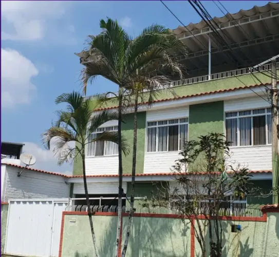 Casa 3 quartos com ótima estrutura (melhor localização p moradia ou para o seu negócio)