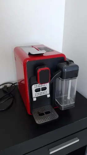 Máquina café espresso automática Três Corações 