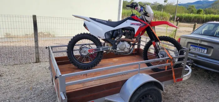 Imperdível CRF 230 2014