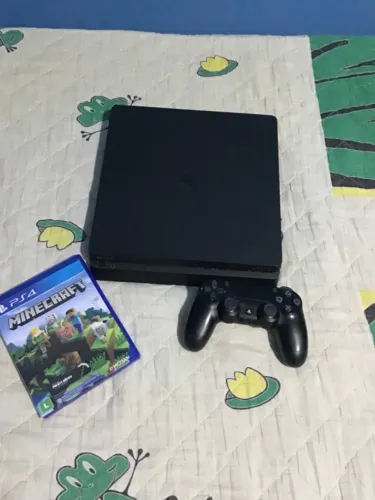 PlayStation 4 - PS4 - 500gb slim
