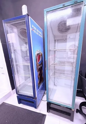 2 Refrigeradores Metalfrio 220v