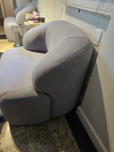 2 poltronas NOVAS