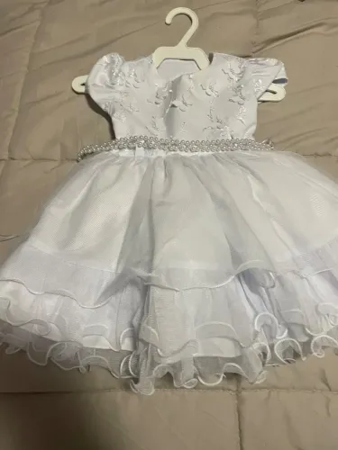 Vestido de batizado e festa