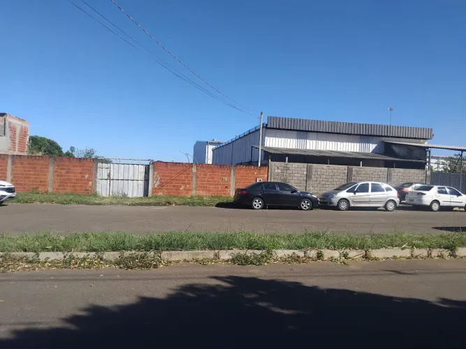 Vendo lote comercial
