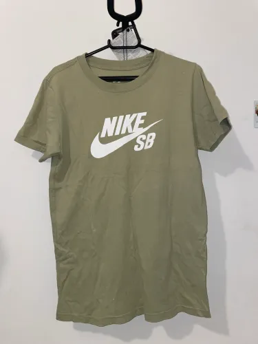 CAMISETA NIKE