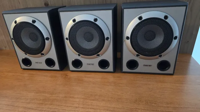 3 caixas acústica surrou Sony SS-SRP15