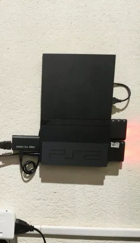 PS2 SLIM Desbloqueado + 4 CONTROLES + SUPORTE DE PAREDE