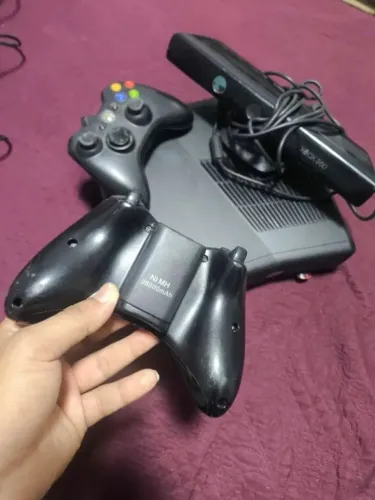 X box 360+2 controle