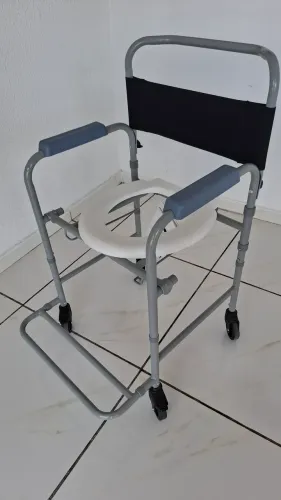 CADEIRA DE BANHO D30