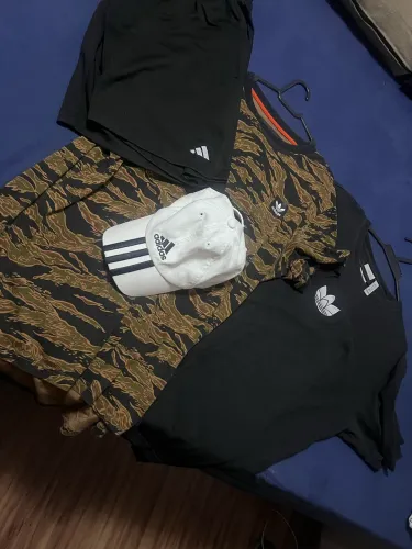 Kit de roupas adidas 